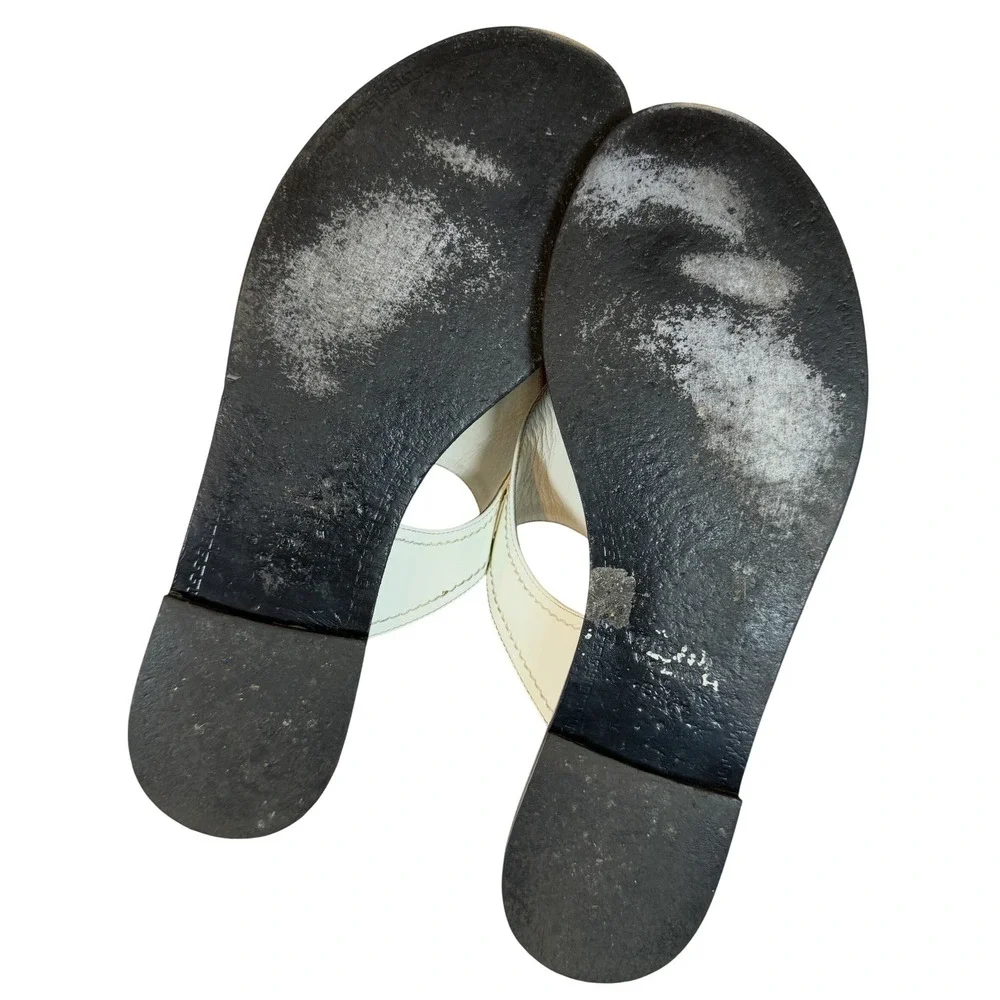 Versace Medusa Head White Patent Leather Thong Sandals Flat Slippers 39.5